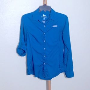 Field and stream button up blouse